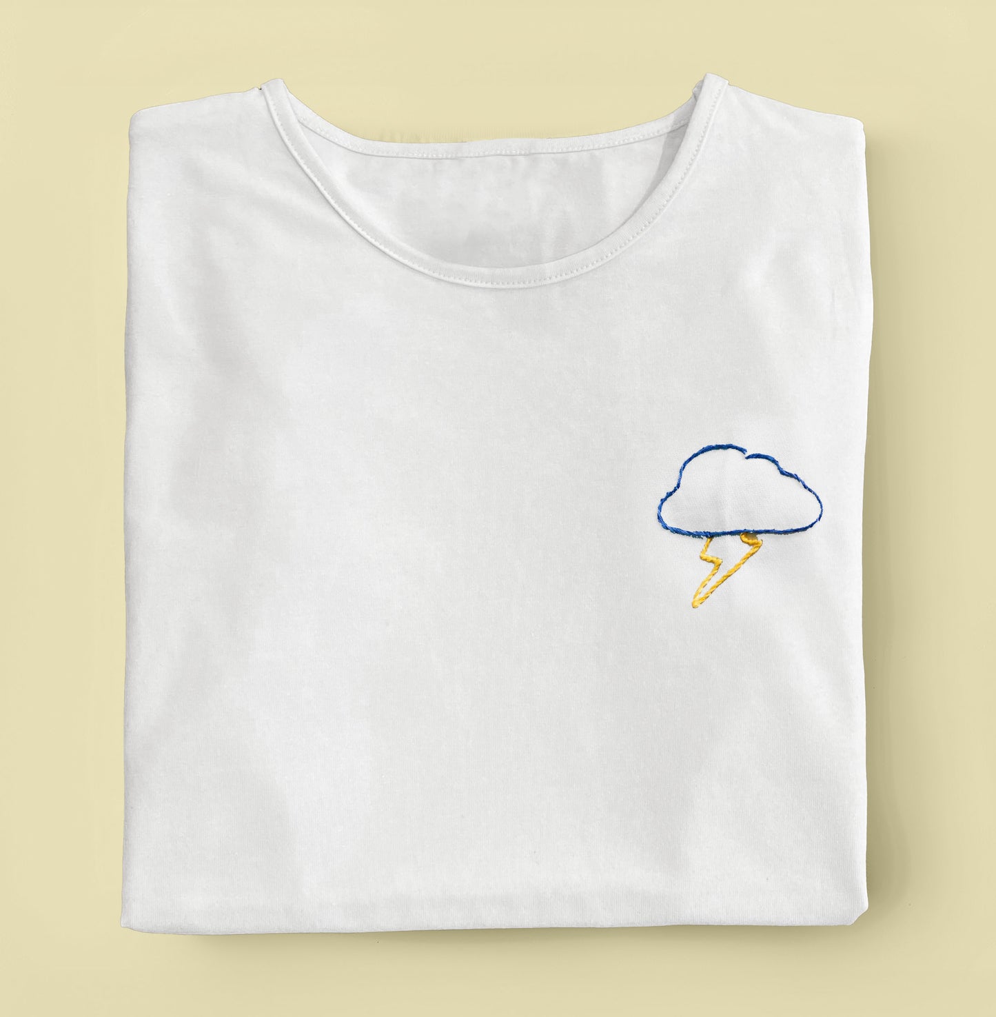 T-SHIRT RICAMATA NUVOLA - MaresanaLab