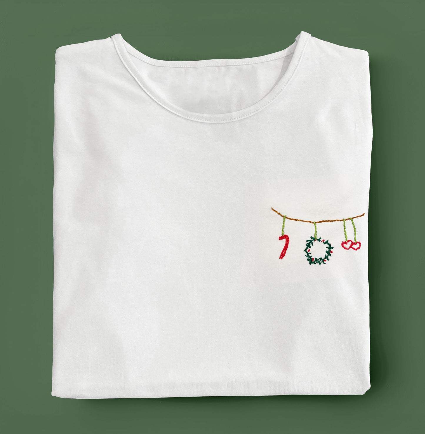 T-SHIRT RICAMATA GHIRLANDA